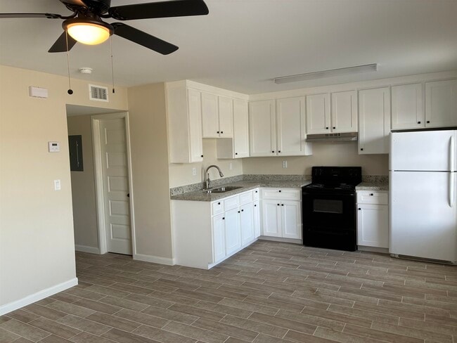 Photo - 705 Bustamante St Unit 1