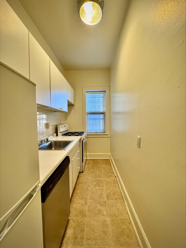 Shoreham Apartments