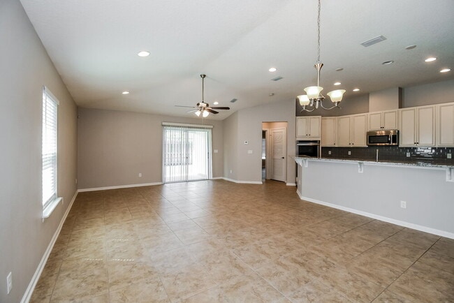 Photo - 76802 Timbercreek Blvd
