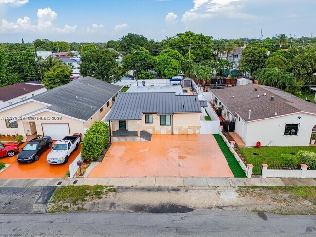233 W 39th Pl Unit 0