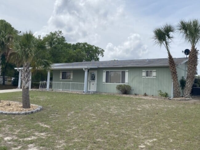 Building Photo - Vibrant Retirement Living Rental