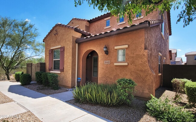 Building Photo - 3663 E Zachary Dr