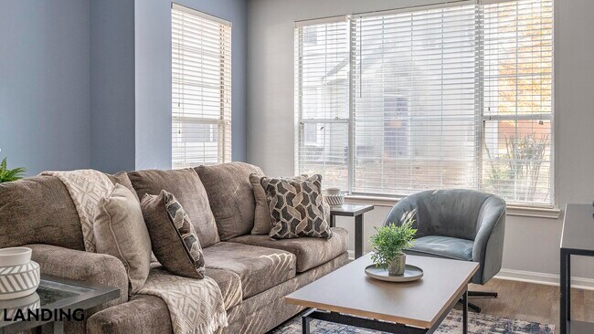 261 Veterans Pkwy Unit 802