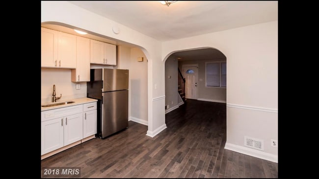 Photo - 2038 Grinnalds Ave