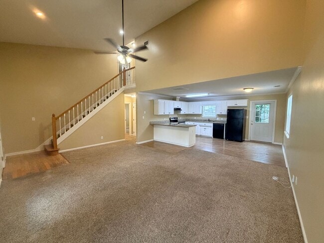 Photo - Newly Renovated 3BD/2B home.