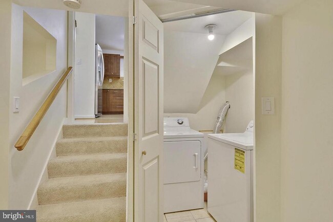Photo - 717 Hillsboro Dr