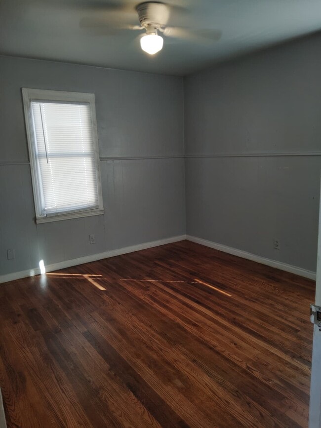 Photo - 3800 NE 12th Ave