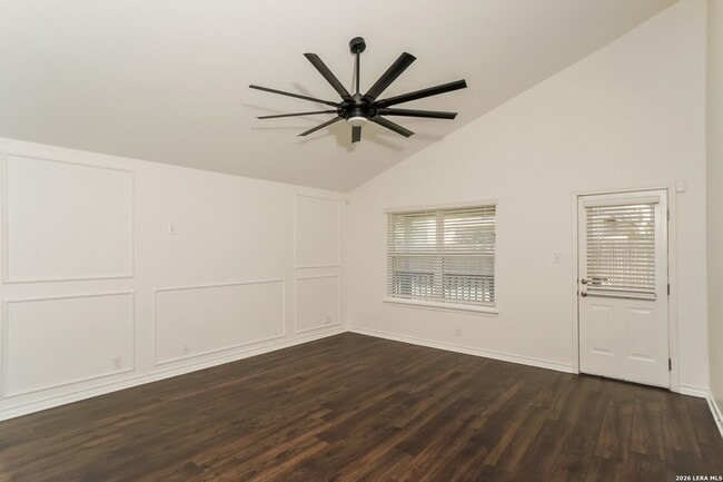 Photo - 14251 Geyserite Ave