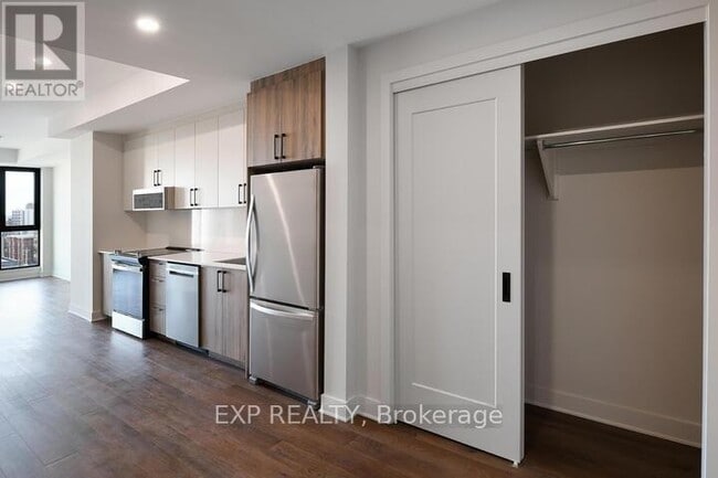 Photo - 331 Cooper St Unit 204