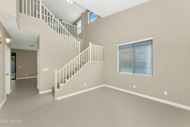1611 N Hillcrest
