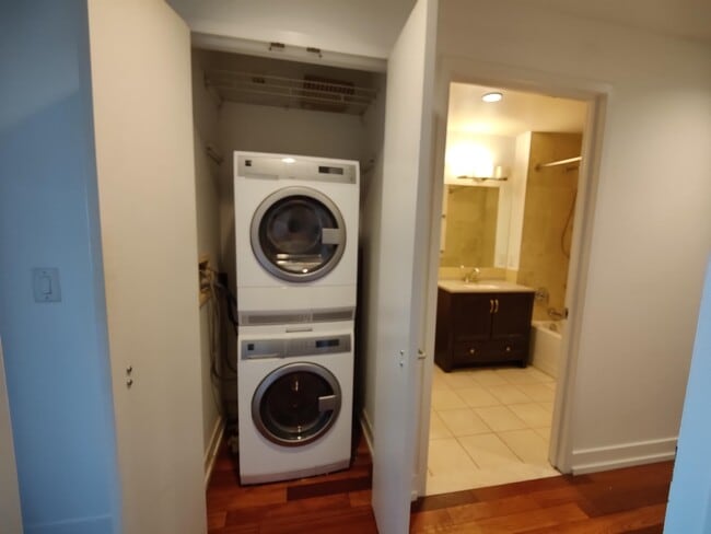 Photo - 389 Washington St Unit 22F