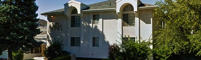 Building Photo - 577 North 100 West #103 Unit Pines Condo Student Shared room contract