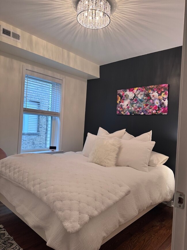 Photo - 4741 N Maplewood Ave