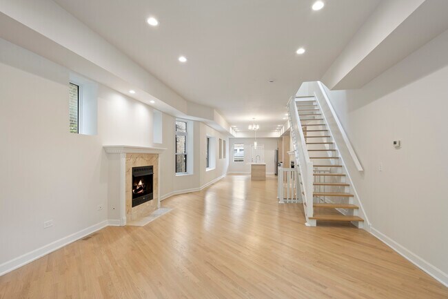 Photo - 6505 S Woodlawn Ave