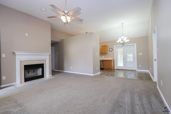 Photo - 103 Lions Gate