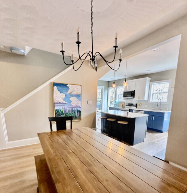 Photo - 98 Delaware Ave