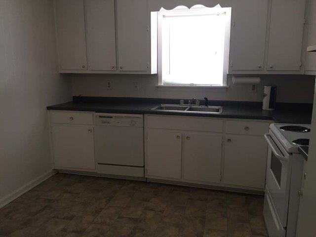 Photo - 3/2 Brick home in Prattville