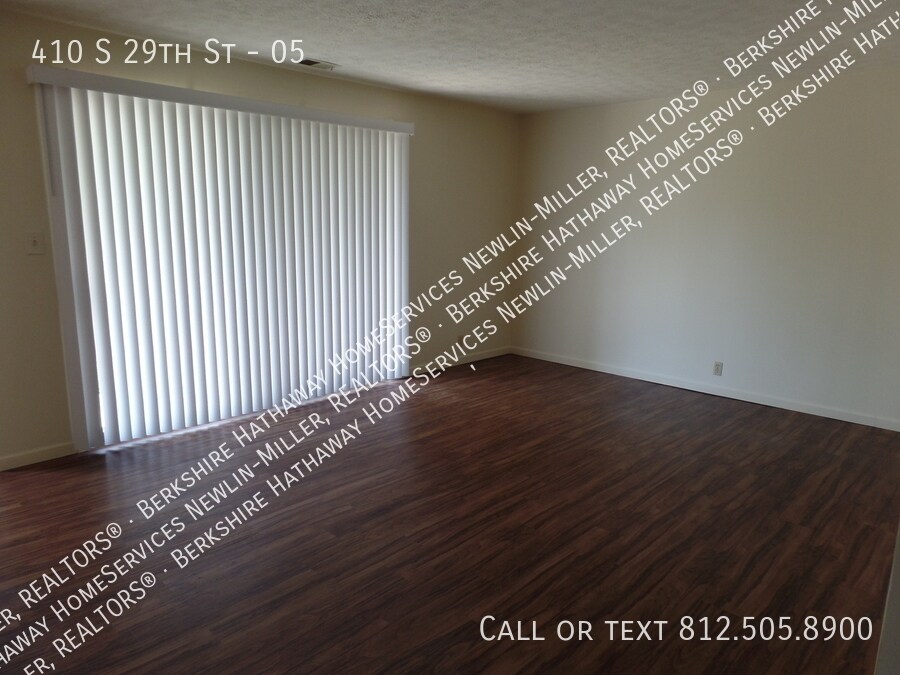 Meadow Green Apartments Across From Baesle... - Meadow Green Apartments Across From Baesle... Unit 05