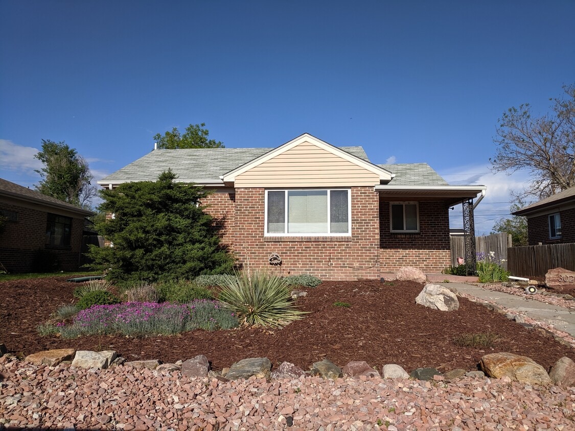 Photo - 3020 Jasmine St (Denver, CO)