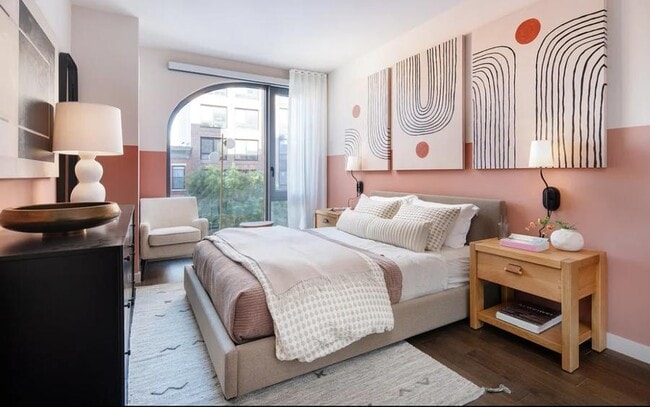 Photo - Grand Avenue Unidad 901