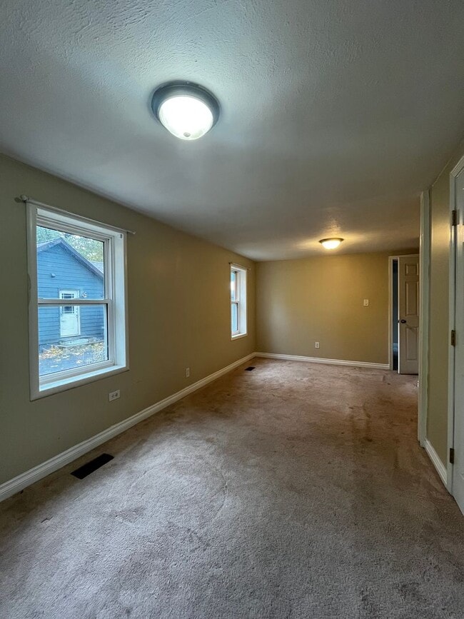 Photo - 3 Bedroom 1 Bath house located in Osburn, ...