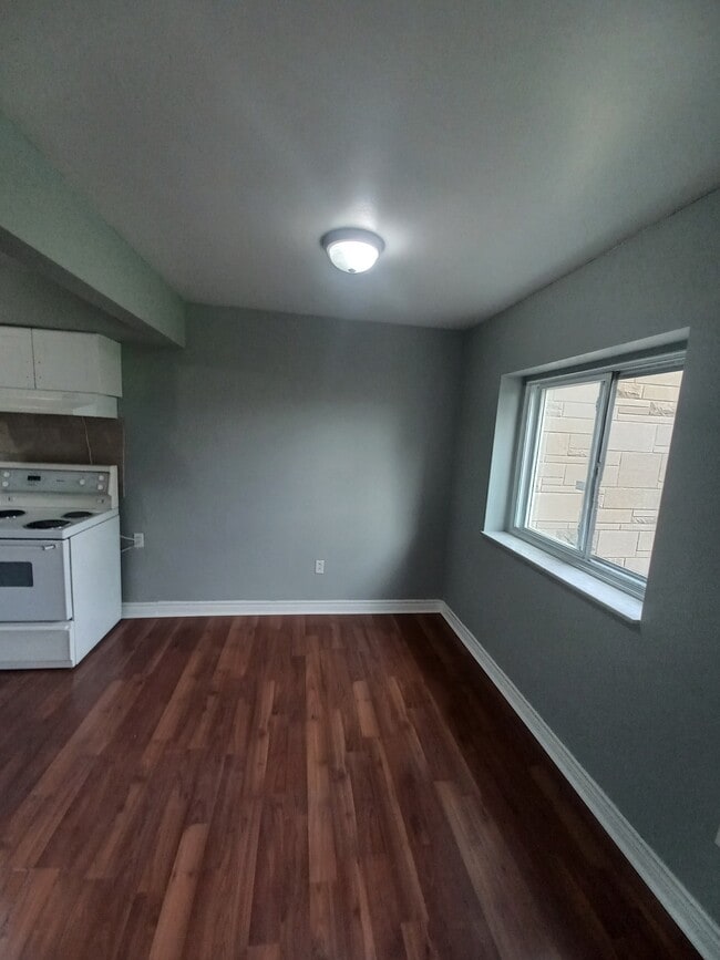 Photo - Princess Manor Apartments