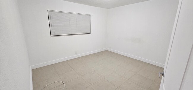 Photo - 110 SE 2nd St