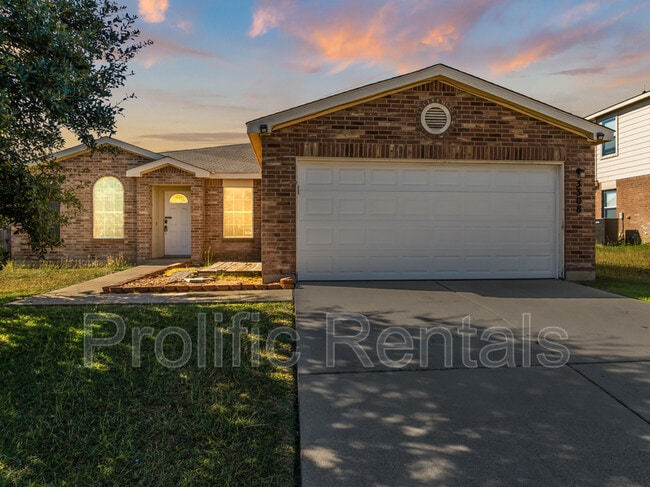 Building Photo - 3308 Catalina Dr