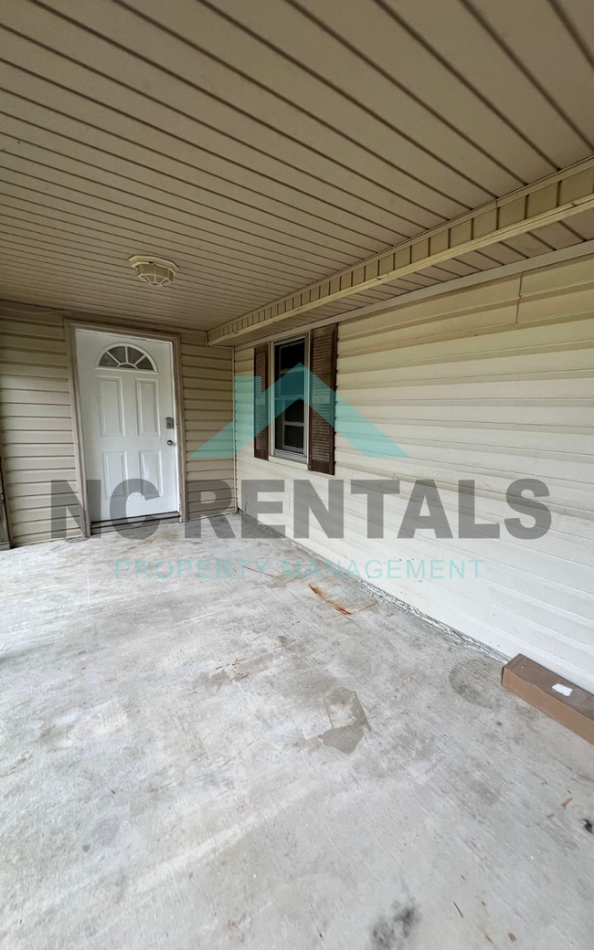 Photo - 2214 Noahtown Rd