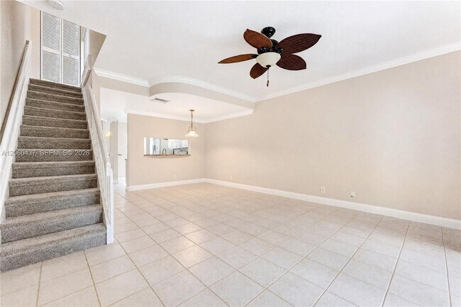 Photo - 932 Kokomo Key Ln