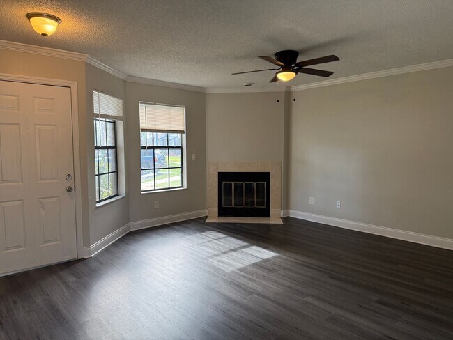 Photo - 2/2 Town Home in Casselberry