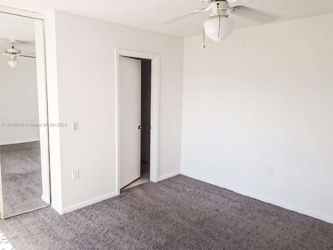 Photo - 1613 16th Way Unit 1613