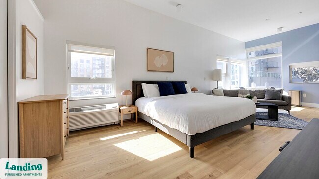 Photo - 135 Adams St Unidad 311