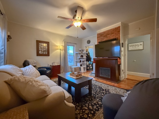 Photo - 173 Elm St Unit 2