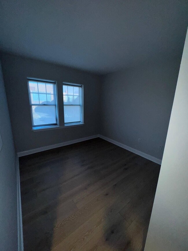 Photo - 56 Imlay St Unit B2