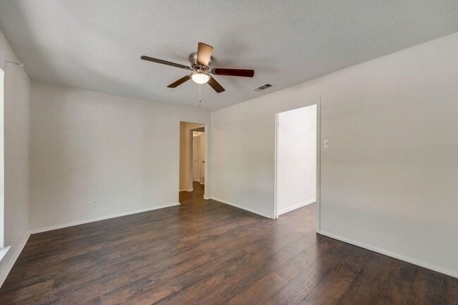 Photo - 10434 Springhaven Dr