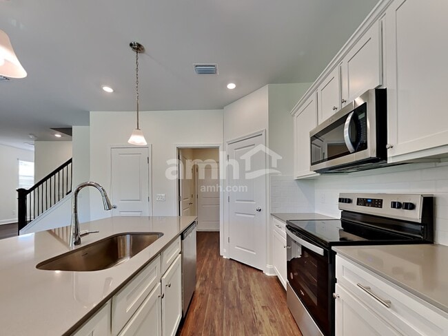 141 Anthurium Dr