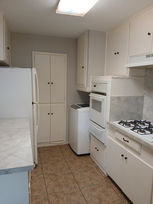 401 La Salle Dr Townhome Townhome Rental in Richardson TX