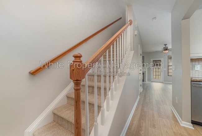Photo - 825 Gentlewinds Ct