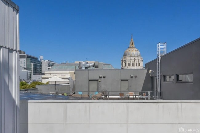 Photo - 388 Fulton St