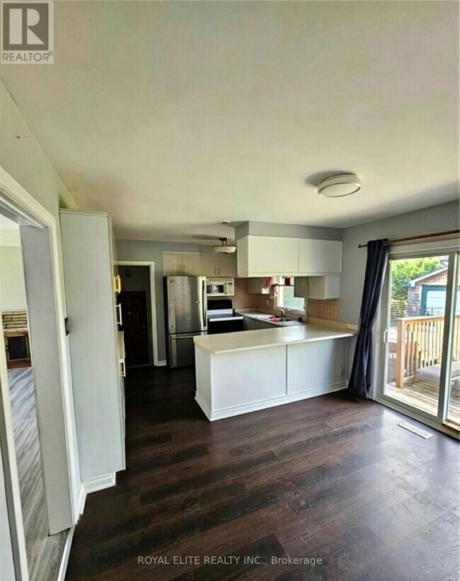 Photo - 385 Beachwood Ave