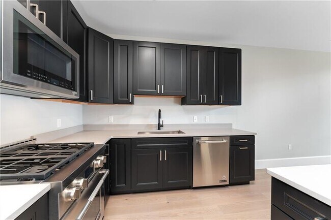 Photo - 350 Oliver Ave