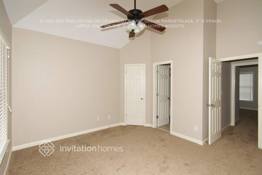 Photo - 1849 Mapmaker Dr NE