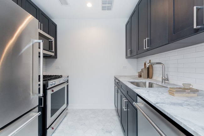 Photo - 21 West End Ave