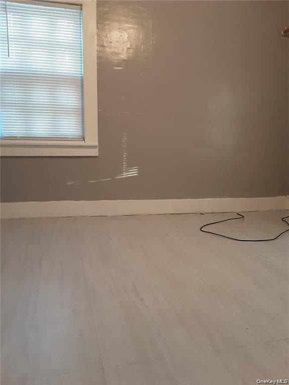 Photo - 2 Oxford Depot Rd