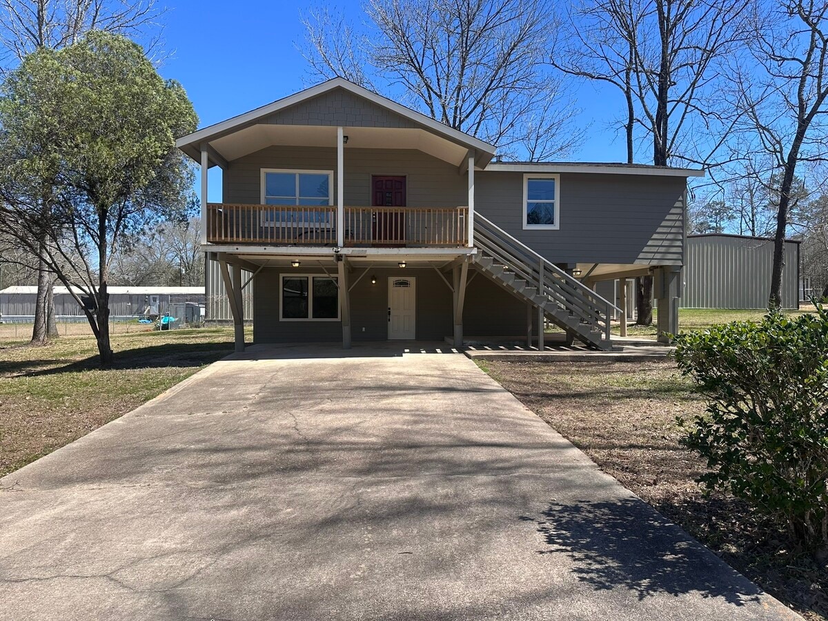 Photo - 13868 Cedar Hill Rd