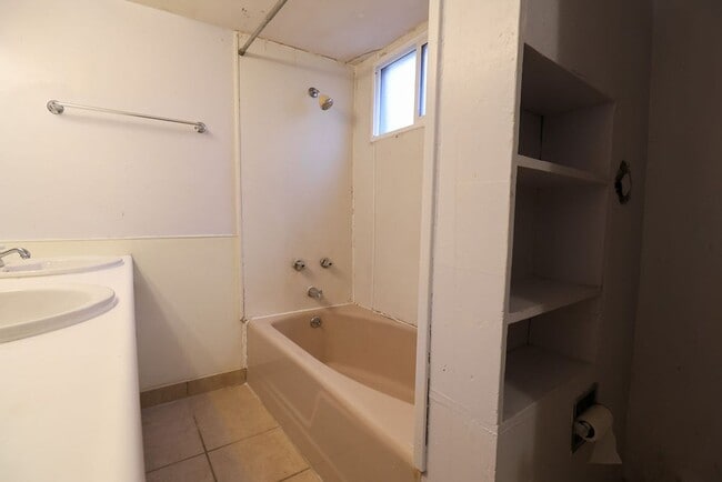 1820 11th Ave Unit 1820 11TH AVE UNIT 2