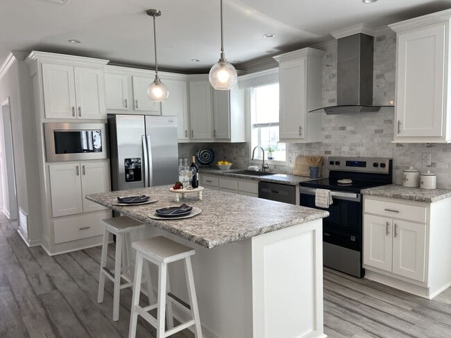 Building Photo - 589 Johnathans Cay