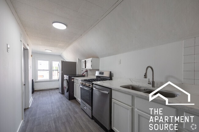 Building Photo - 2140 N Karlov Ave Unit 2 Rental