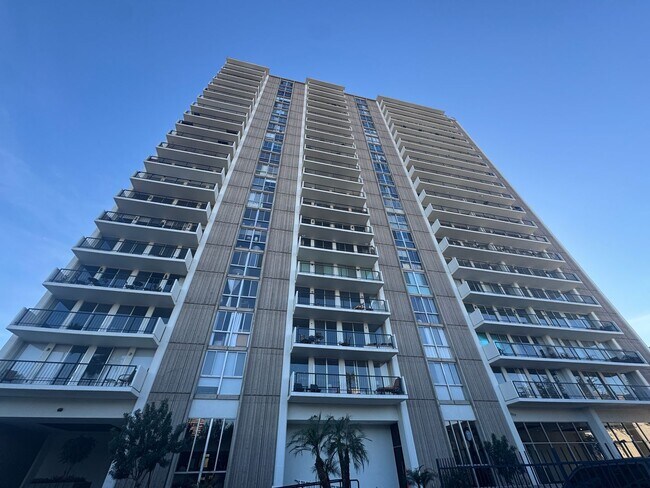 Photo - Luxury 2 Bedroom Condo Available at Regency House in Central Phoenix! Unidad 1502